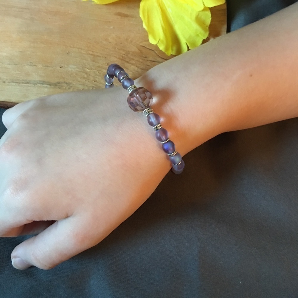 💜gorgeous purple and silver stretch bracelet - Picture 3 of 5